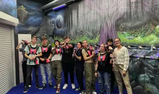 S buddies na Laser Game